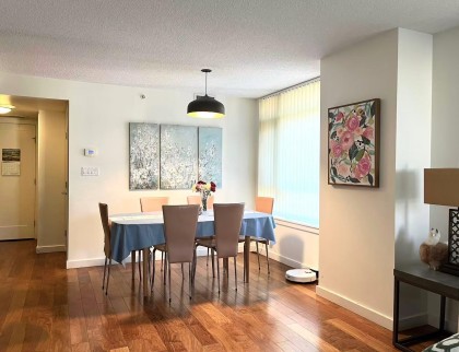 Photo 3 at 662 - 2080 W Broadway, Kitsilano, Vancouver West