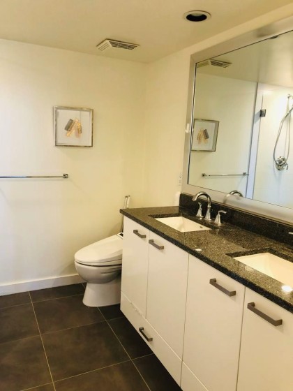 Photo 11 at 662 - 2080 W Broadway, Kitsilano, Vancouver West