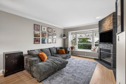 Photo 3 at 104 - 225 E 6th Street, Lower Lonsdale, North Vancouver