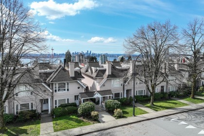 Photo 1 at 104 - 225 E 6th Street, Lower Lonsdale, North Vancouver