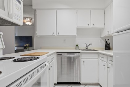 Photo 14 at 412 - 1718 Nelson Street, West End VW, Vancouver West