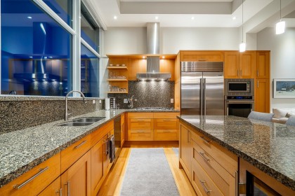 Photo 21 at PH1 - 2210 Chippendale Road, Whitby Estates, West Vancouver