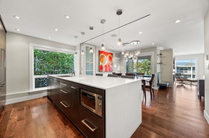 Photo 13 at 202 - 2148 W 2nd Avenue, Kitsilano, Vancouver West