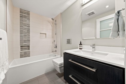 Photo 16 at 202 - 2148 W 2nd Avenue, Kitsilano, Vancouver West