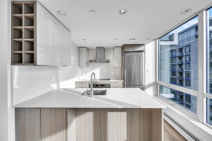 Photo 12 at 1405 - 1788 Columbia Street, False Creek, Vancouver West