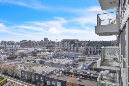 Photo 9 at 1405 - 1788 Columbia Street, False Creek, Vancouver West