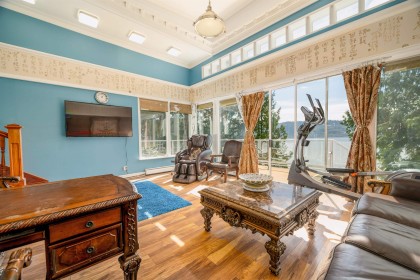 Photo 9 at 4515 Stonehaven Avenue, Deep Cove, North Vancouver