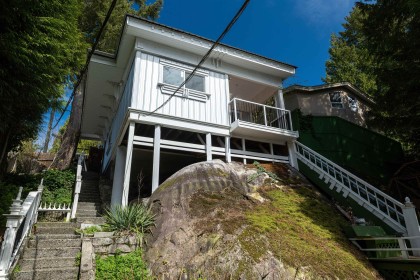 Photo 31 at 4515 Stonehaven Avenue, Deep Cove, North Vancouver