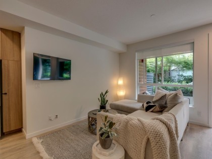 Photo 5 at 8 - 533 E 3rd Street, Lower Lonsdale, North Vancouver