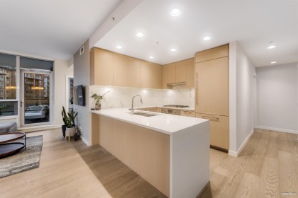 Photo 5 at 402 - 3533 Ross Drive, University VW, Vancouver West