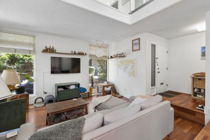 Photo 3 at 4430 Yew Street, Quilchena, Vancouver West