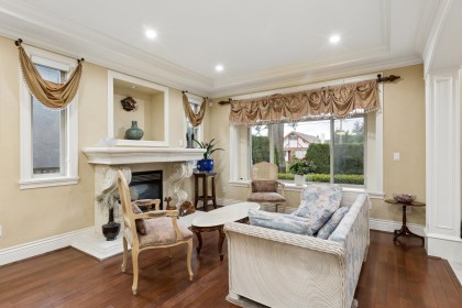 Photo 4 at 418 E 13th Street, Central Lonsdale, North Vancouver