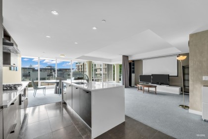 Photo 4 at 302 - 5838 Berton Avenue, Vancouver West