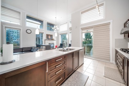 Photo 10 at 406 - 5779 Birney Avenue, University VW, Vancouver West