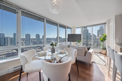 Photo 5 at 1801 - 1088 Richards Street, Yaletown, Vancouver West