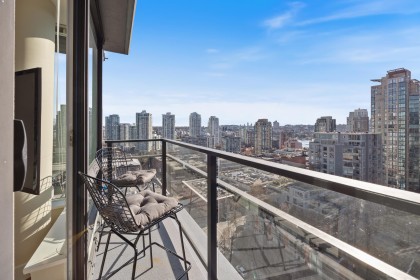 Photo 18 at 1801 - 1088 Richards Street, Yaletown, Vancouver West