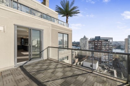 Photo 15 at 18A - 199 Drake Street, Yaletown, Vancouver West