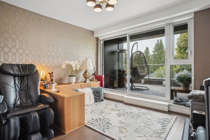 Photo 15 at 304 - 7128 Adera Street, South Granville, Vancouver West