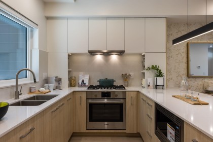 Photo 3 at 102 - 342 Mountain Highway, Lynnmour, North Vancouver