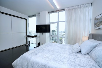 Photo 17 at 2703 - 1455 Howe Street, Yaletown, Vancouver West