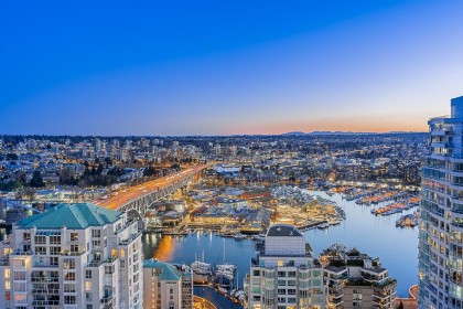 Photo 12 at 2703 - 1455 Howe Street, Yaletown, Vancouver West