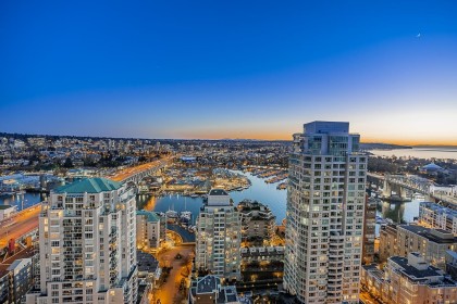 Photo 7 at 2703 - 1455 Howe Street, Yaletown, Vancouver West