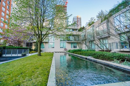 Photo 25 at 2703 - 1455 Howe Street, Yaletown, Vancouver West