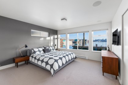 Photo 5 at FRSL17 - 415 W Esplanade Avenue, Mosquito Creek, North Vancouver