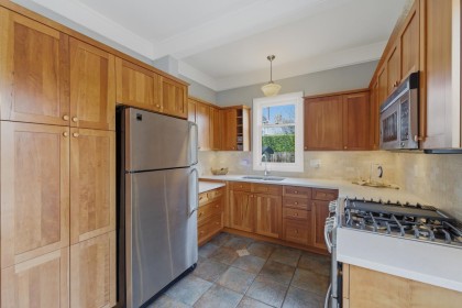 Photo 13 at 424 E Keith Road, Central Lonsdale, North Vancouver