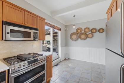 Photo 14 at 424 E Keith Road, Central Lonsdale, North Vancouver