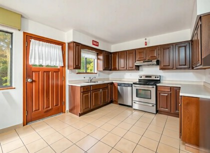 Photo 5 at 1609 Bewicke Avenue, Mosquito Creek, North Vancouver