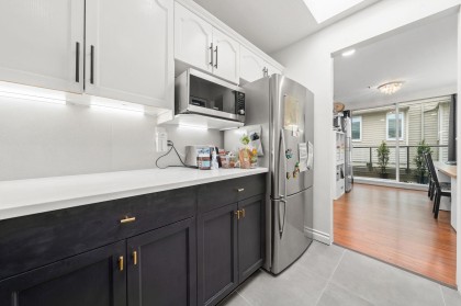 Photo 17 at 305 - 1318 W 6th Avenue, Fairview VW, Vancouver West