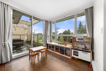 Photo 36 at 305 - 1318 W 6th Avenue, Fairview VW, Vancouver West