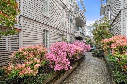 Photo 1 at 305 - 1318 W 6th Avenue, Fairview VW, Vancouver West