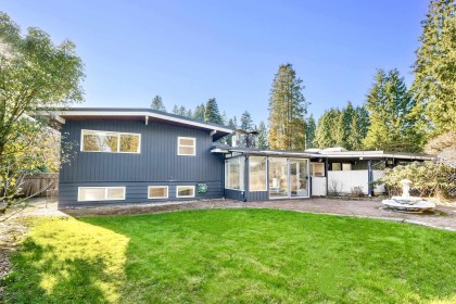 Photo 2 at 429 Newlands Road, Cedardale, West Vancouver
