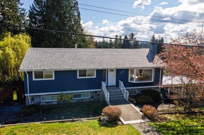 Photo 1 at 2094 Viewlynn Drive, Westlynn, North Vancouver