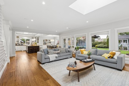 Photo 5 at 3476 Wellington Crescent, Edgemont, North Vancouver