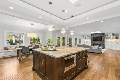 Photo 10 at 3476 Wellington Crescent, Edgemont, North Vancouver