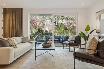 Photo 3 at 1 - 2830 Musqueamview Street, Kitsilano, Vancouver West