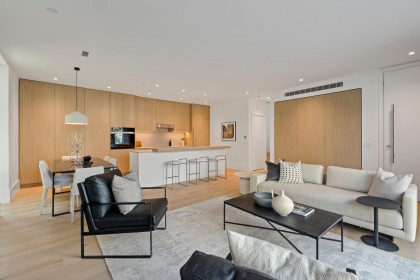 Photo 4 at 1 - 2830 Musqueamview Street, Kitsilano, Vancouver West