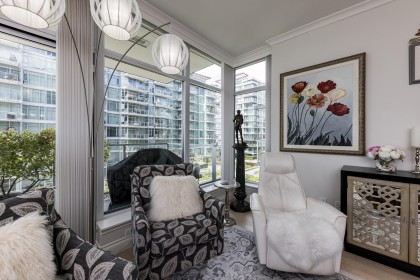 Photo 10 at 303 - 185 Victory Ship Way, Lower Lonsdale, North Vancouver