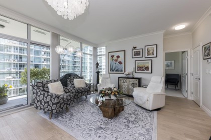 Photo 4 at 303 - 185 Victory Ship Way, Lower Lonsdale, North Vancouver