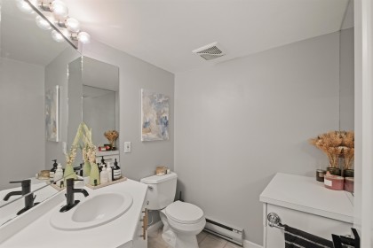 Photo 27 at 303 - 408 Lonsdale Avenue, Lower Lonsdale, North Vancouver