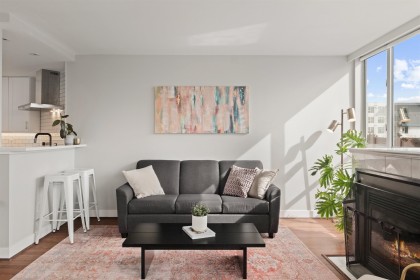 Photo 10 at 303 - 408 Lonsdale Avenue, Lower Lonsdale, North Vancouver