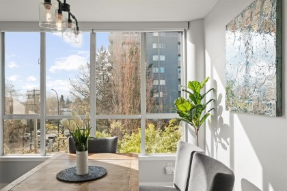 Photo 4 at 303 - 408 Lonsdale Avenue, Lower Lonsdale, North Vancouver