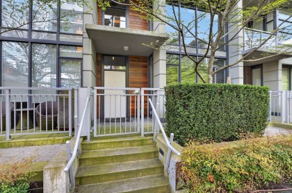 Photo 2 at 112 W 1st Avenue, False Creek, Vancouver West