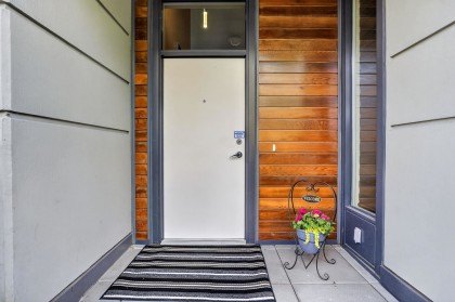 Photo 4 at 112 W 1st Avenue, False Creek, Vancouver West