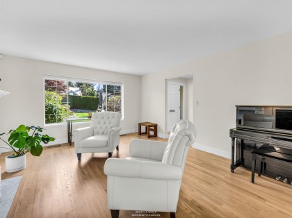 Photo 4 at 1405 20th Street, Ambleside, West Vancouver