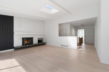 Photo 4 at 1177 E 15th Street, Westlynn, North Vancouver