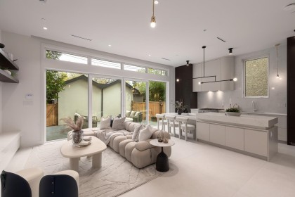 Photo 2 at 2 - 3617 W 12th Avenue, Vancouver West